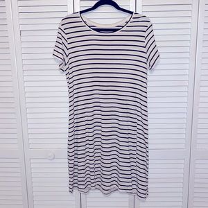 liz lange (target) striped maternity dress